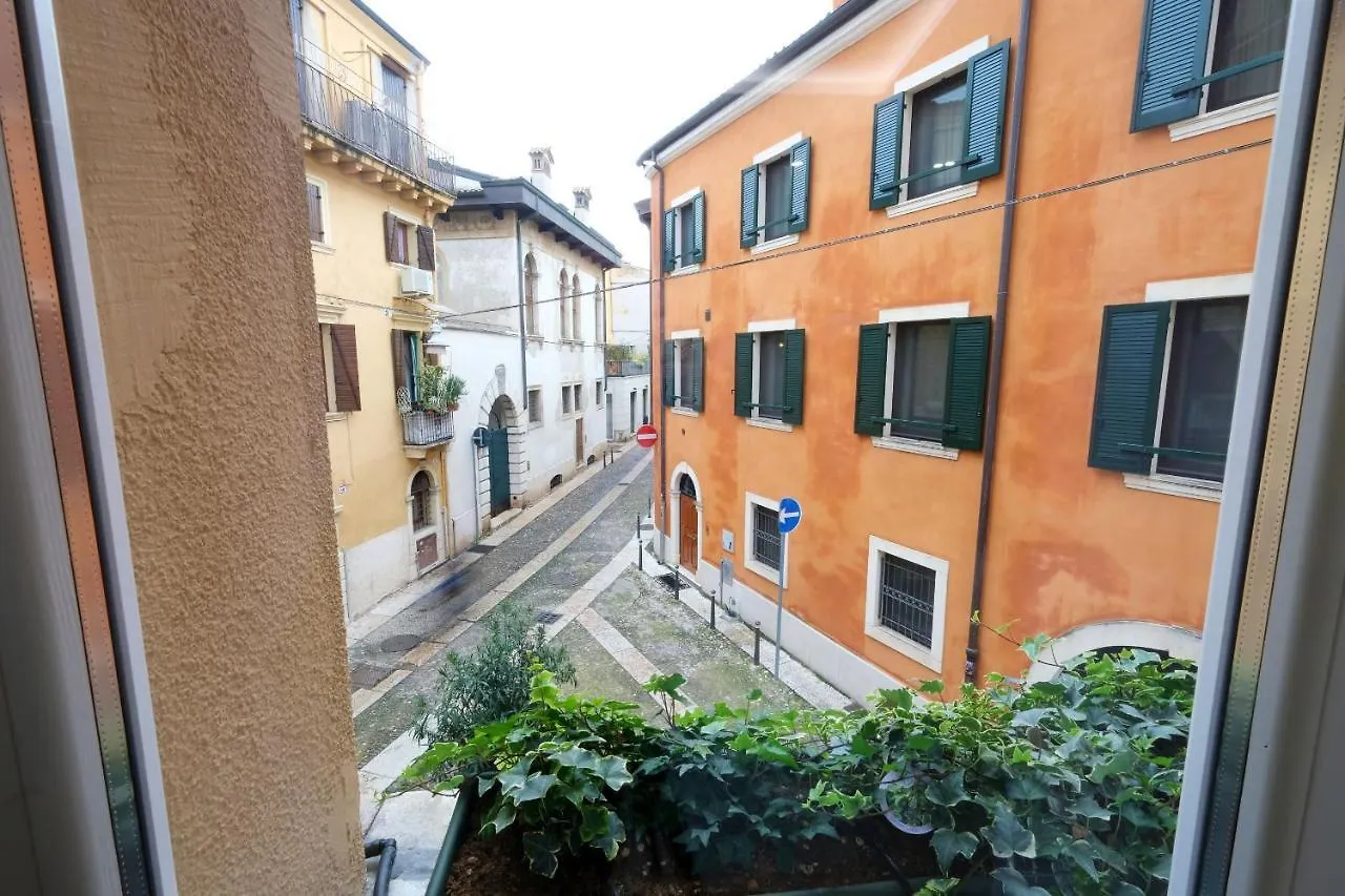 Apartment Circolo7 Verona Italy